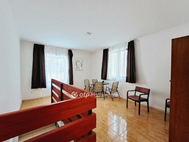 Eladó családi ház, Nyíregyházán 75 M Ft, 5 szobás
