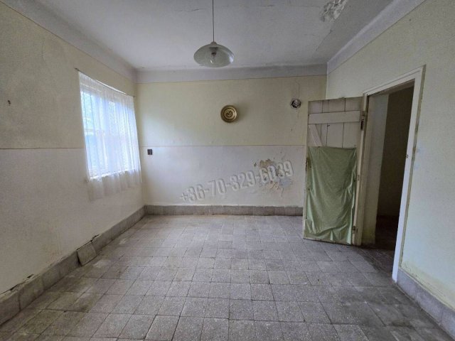 Eladó családi ház, Peresztegen 29 M Ft, 2 szobás