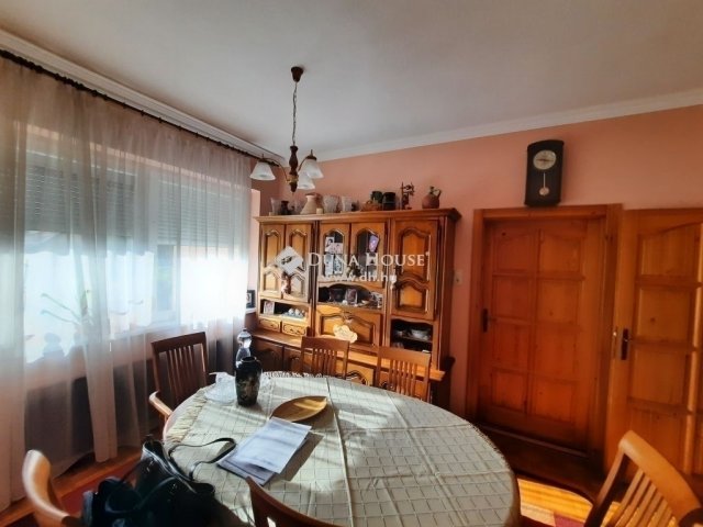 Eladó családi ház, Dunavarsányban 127 M Ft, 6 szobás