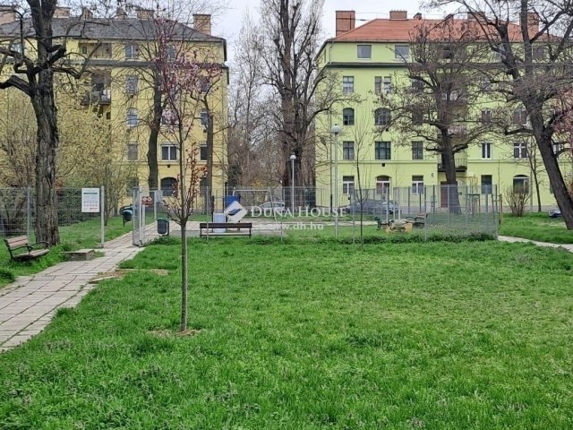 Eladó téglalakás, Budapesten, IX. kerületben 34.9 M Ft, 1 szobás