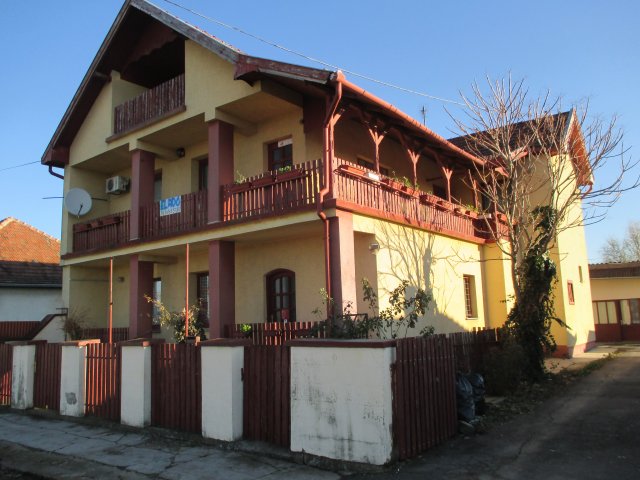 Eladó családi ház, Körösladányban, Esze Tamás utcában