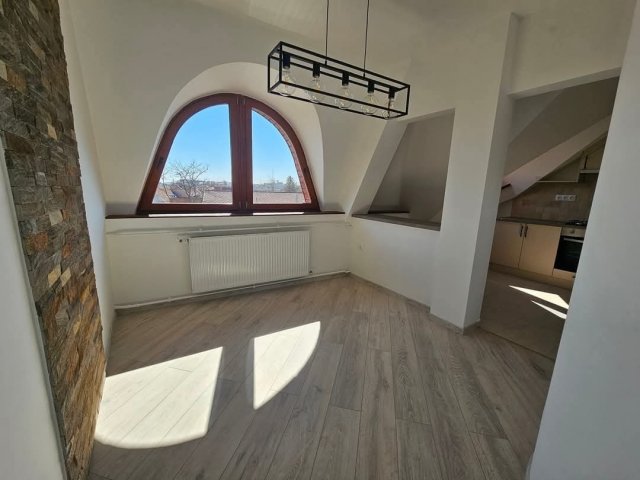 Eladó téglalakás, Debrecenben 69.9 M Ft, 4 szobás