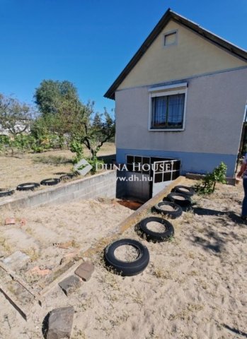 Eladó mezogazdasagi ingatlan, Csemőn 10 M Ft, 1 szobás