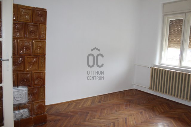 Eladó családi ház, Tiszabezdéden 13.5 M Ft, 3 szobás