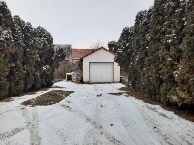 Eladó családi ház, Görcsönyben 68 M Ft, 6 szobás