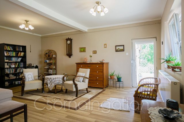 Eladó családi ház, Kapuváron 43.5 M Ft, 2 szobás