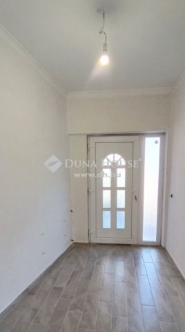 Eladó családi ház, Nagykőrösön 49.9 M Ft, 4 szobás