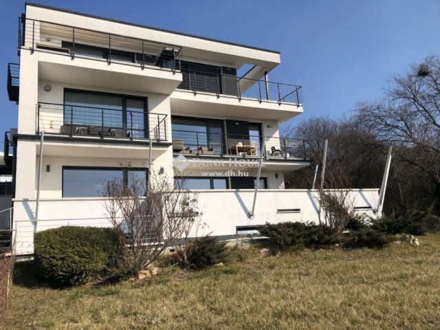 Eladó téglalakás, Budapesten, XI. kerületben 225 M Ft, 5 szobás