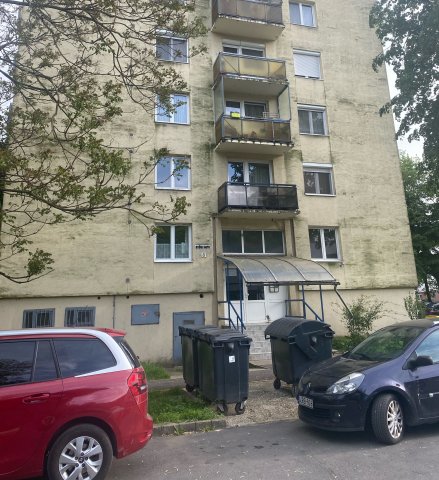 Eladó panellakás, Miskolcon 31.9 M Ft, 1+2 szobás