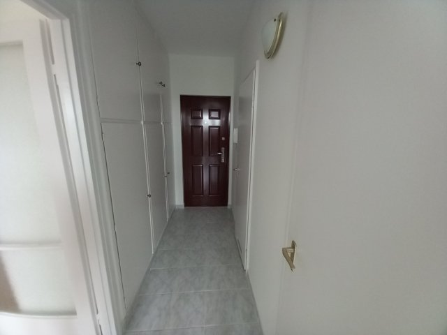 Kiadó panellakás, albérlet, Szolnokon 110 E Ft / hó, 1+1 szobás