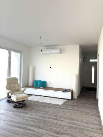 Eladó családi ház, Székesfehérvárott 98 M Ft, 4 szobás