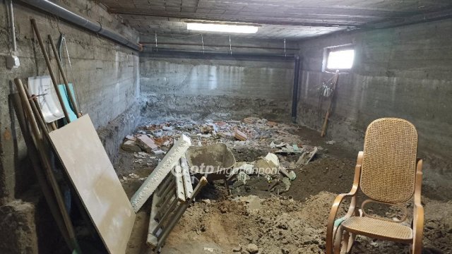 Eladó családi ház, Jászfényszarun 45.9 M Ft, 5 szobás