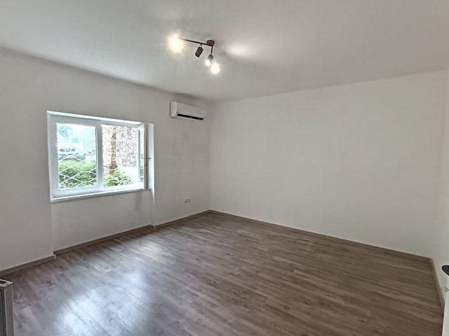 Eladó téglalakás, Budapesten, XI. kerületben 49.99 M Ft