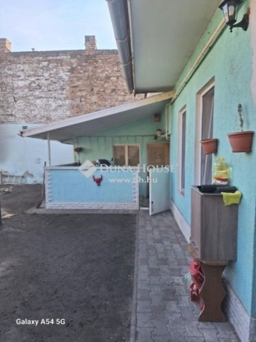 Eladó családi ház, Budapesten, XX. kerületben 28.5 M Ft