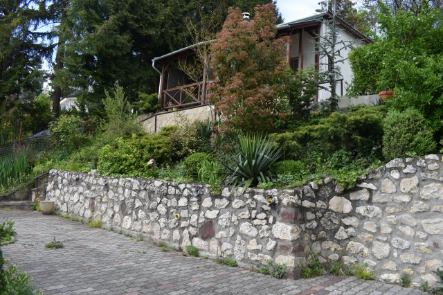 Eladó nyaraló, Balatonakarattyán 109 M Ft, 4 szobás