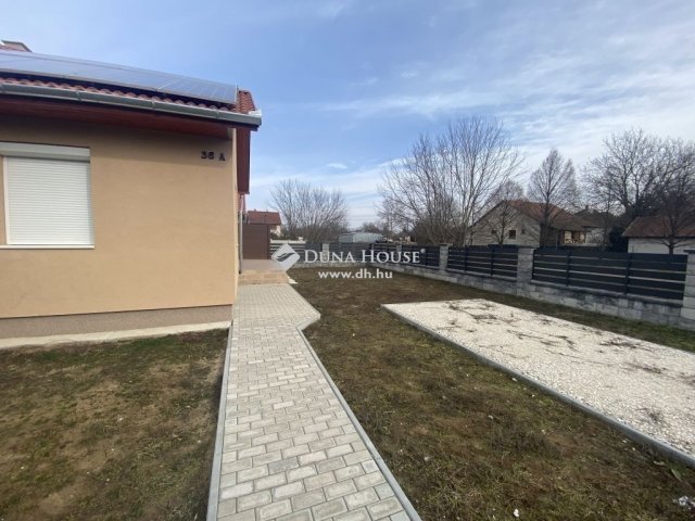 Eladó ikerház, Kókán 63.9 M Ft, 4 szobás / költözzbe.hu