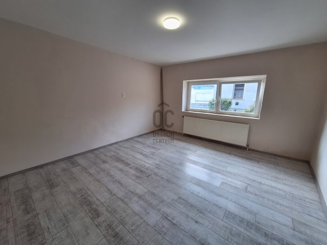 Eladó családi ház, Tolnán 36.5 M Ft, 3 szobás