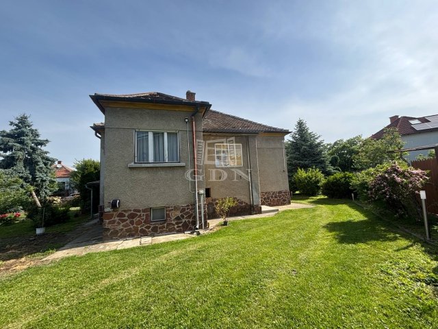 Eladó családi ház, Szombathelyen 59 M Ft, 3 szobás