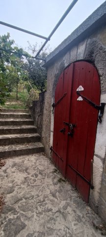 Eladó családi ház, Mányon 79.9 M Ft, 4 szobás