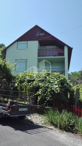 Eladó családi ház, Badacsonytomajon 144.9 M Ft