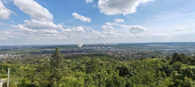Eladó nyaraló, Budaörsön 28 M Ft, 2 szobás