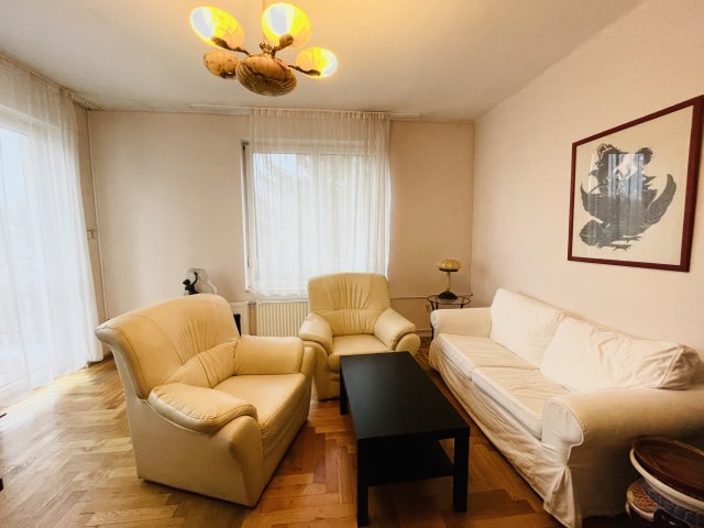 Eladó családi ház, Ürömön 104 M Ft, 5+1 szobás