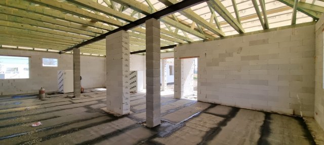 Eladó családi ház, Bicskén 98 M Ft, 5 szobás