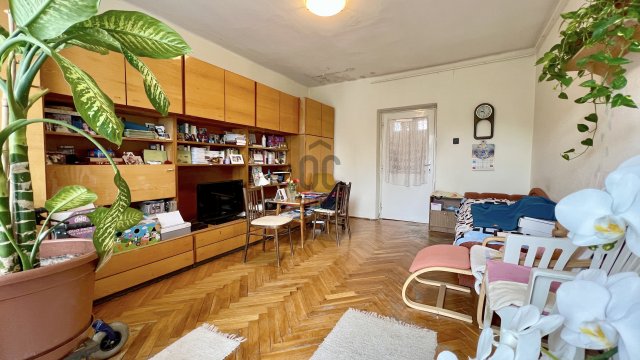 Eladó téglalakás, Szekszárdon 25.9 M Ft, 2 szobás