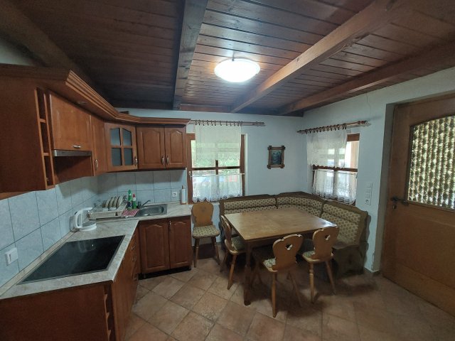 Eladó családi ház, Ozorán 80 M Ft, 3 szobás