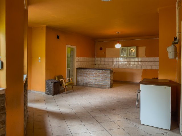 Eladó családi ház, Felsőszentivánon 14.5 M Ft, 2 szobás