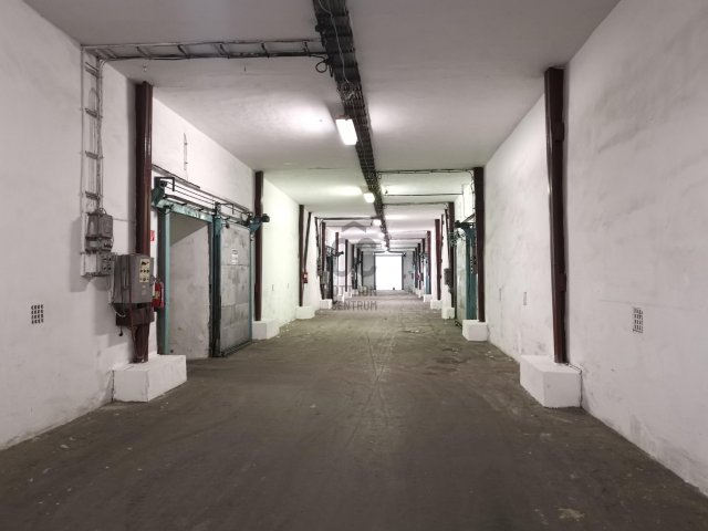 Kiadó ipari ingatlan, Lakitelken 966 E Ft / hó