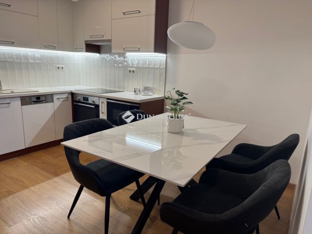 Kiadó téglalakás, albérlet, Debrecenben 390 E Ft / hó, 3 szobás
