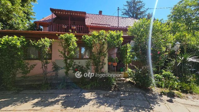 Eladó családi ház, Szentesen 49.9 M Ft, 2+2 szobás