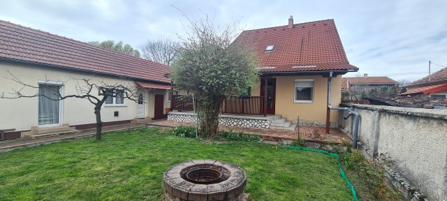 Eladó családi ház, Miskolcon 74.9 M Ft, 7 szobás