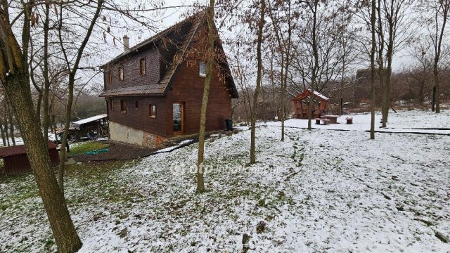 Eladó nyaraló, Felsőtárkányban 48.5 M Ft, 4 szobás