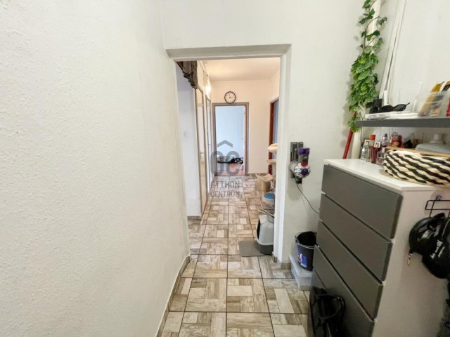 Eladó panellakás, Budapesten, XV. kerületben 65.99 M Ft, 3 szobás