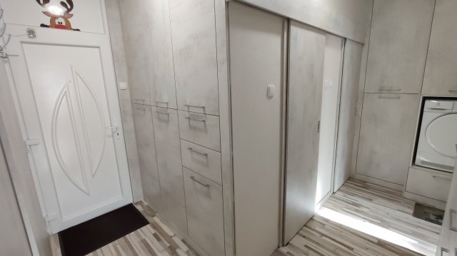 Eladó panellakás, Nagykanizsán 25.2 M Ft, 3 szobás
