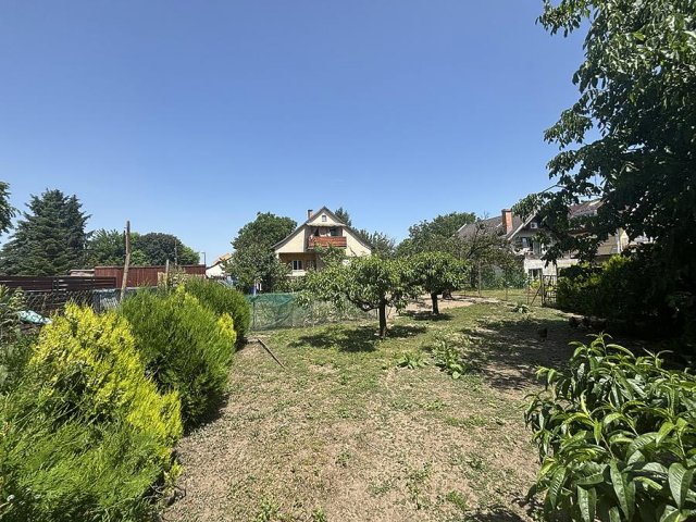 Eladó telek, Budapesten, III. kerületben 320 M Ft