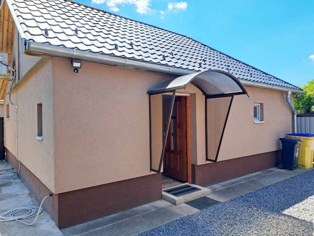 Kiadó családi ház, albérlet, Nyíregyházán 150 E Ft / hó