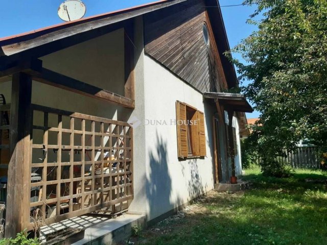Eladó nyaraló, Gánton 139 M Ft, 3 szobás / költözzbe.hu