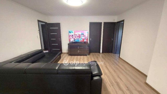 Eladó családi ház, Szentendrén 165 M Ft, 4+1 szobás