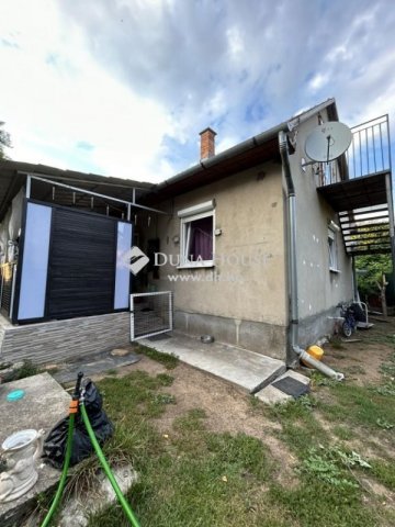 Eladó családi ház, Mikebudán 29.9 M Ft, 3 szobás