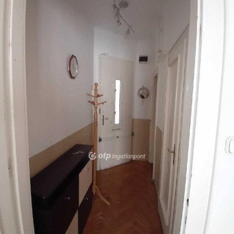 Kiadó téglalakás, albérlet, Budapesten, V. kerületben, 1 szobás