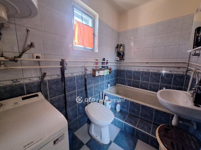 Eladó családi ház, Szeghalmon 10.5 M Ft, 1+1 szobás