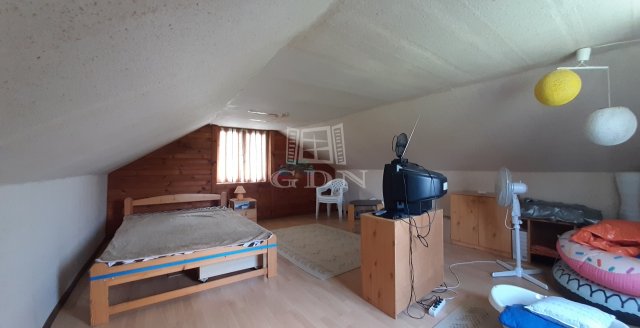 Eladó nyaraló, Siófokon 27 M Ft, 2 szobás / költözzbe.hu