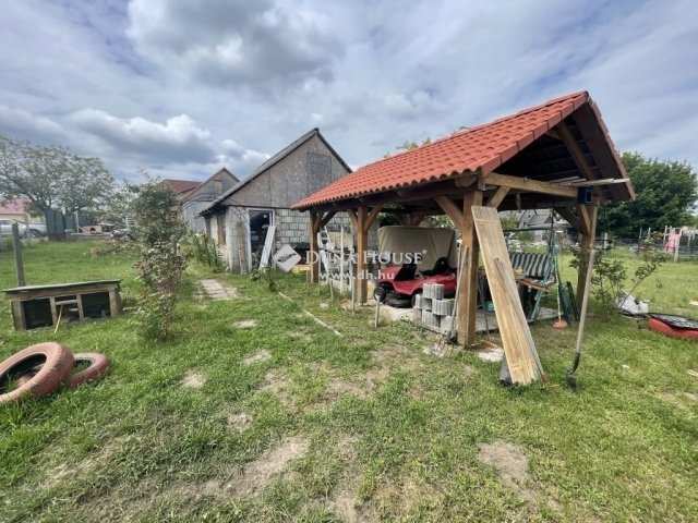 Eladó családi ház, Dabason 46.9 M Ft, 3 szobás