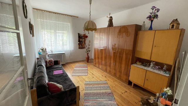 Eladó családi ház, Liszón 35 M Ft, 2 szobás