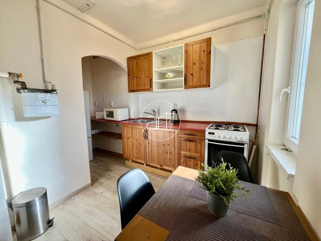 Kiadó téglalakás, albérlet, Szegeden 200 E Ft / hó
