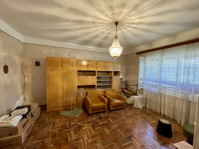 Eladó családi ház, Vácszentlászlón 35 M Ft, 4 szobás