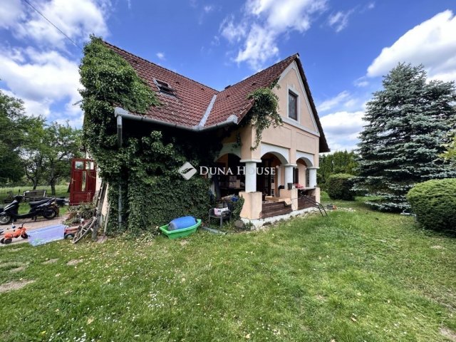 Eladó családi ház, Szalafőn 89 M Ft, 2+4 szobás
